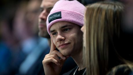 Galerie FOTO | Încă o nuntă în familia Beckham. Romeo a fost cucerit de un model cu forme perfecte