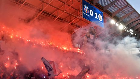 E sărbătoare pentru CSA Steaua București. Oficialii roș-albaștrilor mai speră la o minune