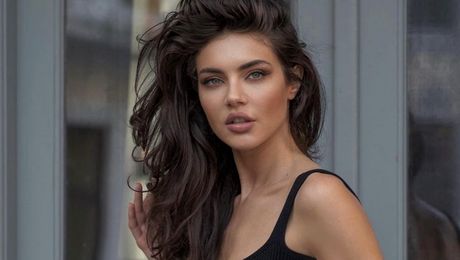 Fanii sunt îngrijorați după ce Cristina Ich a dispărut! Iubita lui Alex Pițurcă a renunțat la activitatea de pe rețelele de socializare