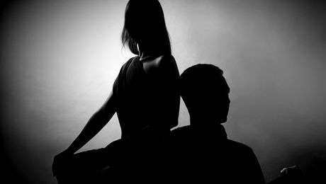 S-au aflat motivele divorțului anului în lumea mondenă de la noi. “E ultima dată!” Fotbalistul ar fi plecat să se mute la amantă