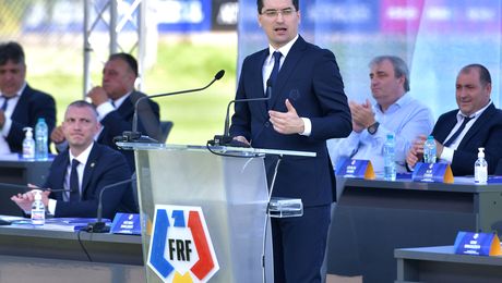 Cărați-vă! Imediat!