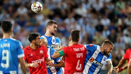 Cronica lui Gabriel Berceanu la Craiova – Beer Sheva 1-1: Șampanie. Sinucidere. Și speranță!