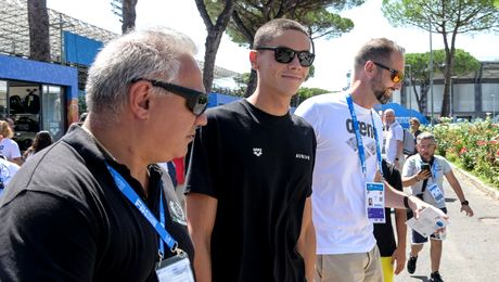 Decizie drastică luată de părinții lui David Popovici și Adrian Rădulescu. Întoarcere fără festivitate