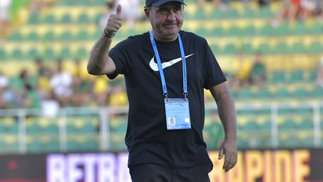 Bucurie mare pentru Gică Hagi după ce Farul a spulberat CFR Cluj: „Am încercat să jucăm în stilul lor. E important că am învins campioana”