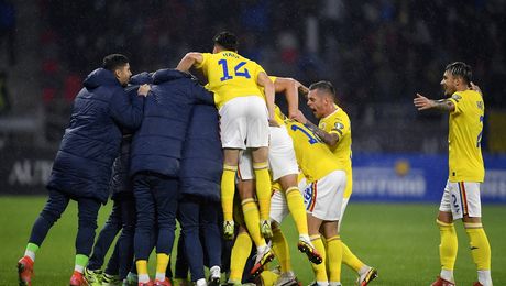 Refuză naționala României, dar se umple de bani la arabi! Ce fotbalist încasează milionul de euro datorită lui Șumudică