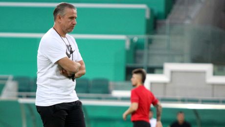 Reghecampf, umilit total! L-a dat de gol, furioasă nevoie mare, că nu are bani de nuntă: „Săracul, nu-i multimiliardar”