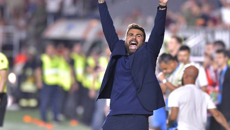 VIDEO EXCLUSIV. Rapidul lui Mutu, favorit la titlu în Superliga. „Își câștigă punctele cu ușurință”