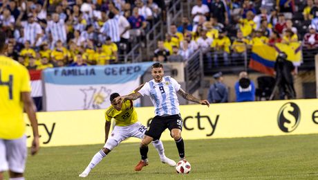 Cum a ajuns nevasta unui mare fotbalist să-l transforme într-un jucător urât de toată lumea în țara sa natală