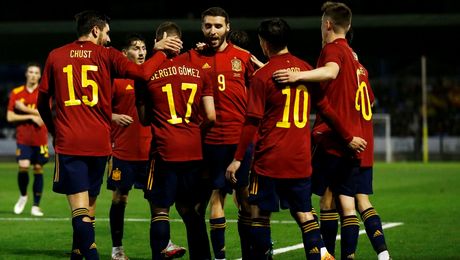 Spania a trimis la Cluj jucători de la Barcelona și Manchester City, pentru amicalul cu România U21. Emil Săndoi, debut pentru „tricolori”