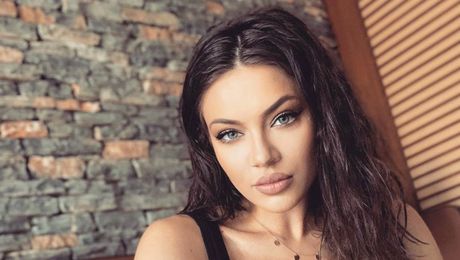 Despărțire șoc între Cristina ICH și Pițurcă jr. Anunțul frumoasei moldovence: „În sfârșit, fericită”