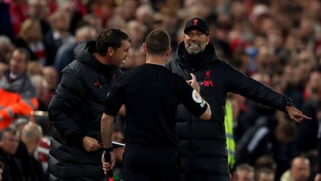Jurgen Klopp a luat-o pe urmele lui Dan Petrescu. Ce s-a întâmplat în timpul unui dialog purtat cu mass-media din Marea Britanie