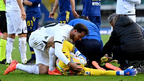 FOTO. Ce dramă! S-a accidentat azi în Seria A și ratează Mondialul! Culmea e că este portar!