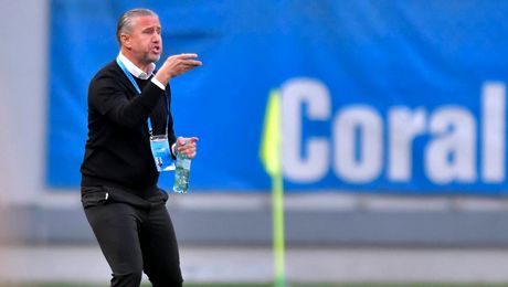 Momeală de sute de mii de euro pentru Laurențiu Reghecampf. Ce spune presa din Azerbaidjan despre oferta Universității Craiova