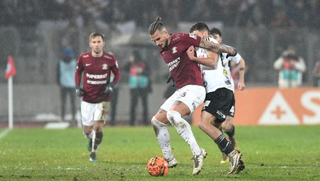 EXCLUSIV. Marko Dugandzic își ascute discursul după ce a devenit cel mai bun marcator din Liga 1: ”Mutu e un antrenor modern, Petrescu e de școală veche”. Cu ce formație din Premier League compară Rapidul de azi