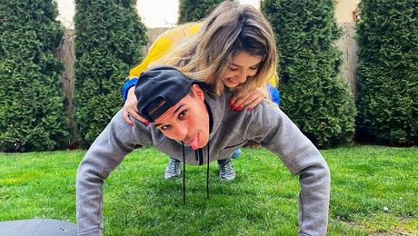 Nu se uită la bani. Soția lui Manea de la CFR Cluj a plătit 10 000 de euro pentru o operație estetică. Tânăra a avut probleme în timpul intervenției chirurgicale