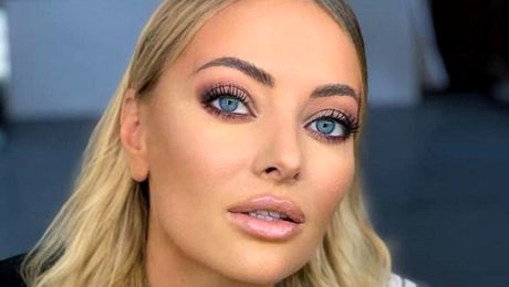 Mare scandal în familia Deliei: și-a luat copiii și a plecat de la soț. Detaliile momentului