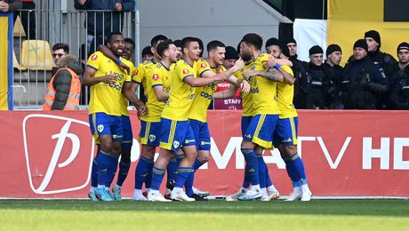 Se semnează actele, Petrolul intră în era milionarilor. Conducere nouă și planuri mari la Ploiești