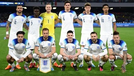 Dezastru la intonarea imnurilor. Italianca care a făcut praf “God save The King” a plâns în hohote la începutul meciului Italia – Anglia