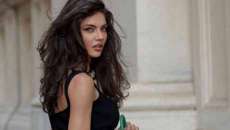 Adio, dar mă întorc la tine. Cum au fost surprinși Alex Pițurcă și Cristina Ich la patru luni după ce anunțau că se despart