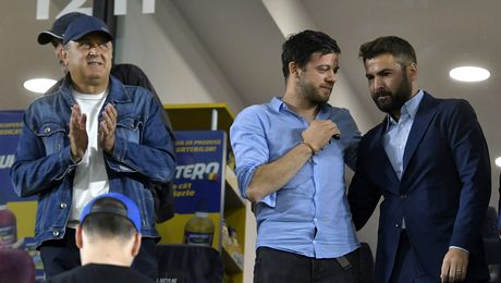 Furtună la Rapid? Dan Șucu: „A spus Victor asta? O să bem un pahar de vin să-mi zică și mie”. Ce spune despre plecările lui Angelescu și Niculae din club