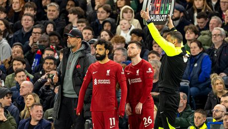 Ce pedeapsă a primit arbitrul care i-a dat un cot în gură lui Andy Robertson în meciul Liverpool – Arsenal