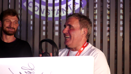 Hagi, așa cum nu l-ai mai văzut niciodată. Momente absolut fabuloase la petrecerea Farului. „Trebuie să ne pregătim de Champions League, băgăm presiune”. Ce a făcut când i s-a pus imnul UCL