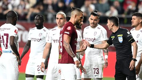 „A fost un început dezastruos, dar putea fi 3-2 pentru noi la pauză”. Manea, lăsat interzis după înfrângerea din Giulești. Ce spune de șansele rămase pentru titlu
