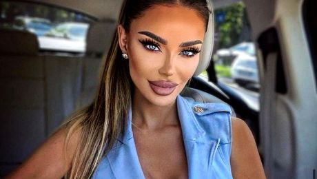 S-a iubit cu Adrian Cristea și acum povestește un moment penibil din urmă cu 10 ani. Bianca Drăgușanu: „Să se desfacă hainele de pe mine”