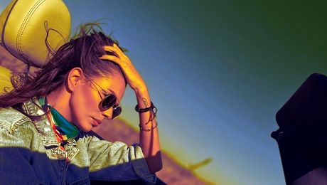 Superba prezentatoare TV care a dat verdictul înainte de Farul – FCSB. Ce scor a prevăzut la ”finala” Superligii