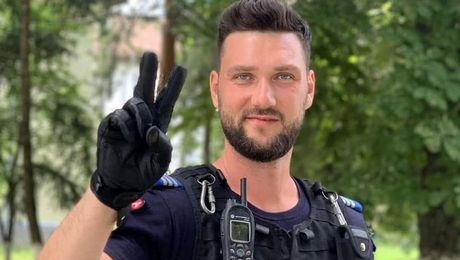 „Uitați, el e”! Ce a făcut acest jandarm la porțile stadionului Național, înainte ca Dinamo s-o umilească pe Argeș