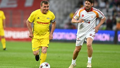 “El e Dom’ Profesor. Așa îi zic” Fabulos: Hagi și-a descris în câteva cuvinte toți jucătorii de la Farul. Ce a spus de Alibec