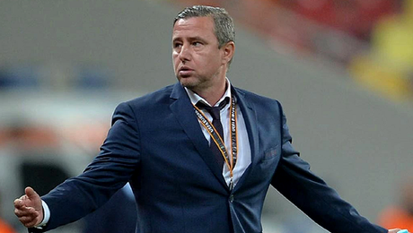 Laurențiu Reghecampf ar fi provocat un scandal imens în Azerbaijan. Neftchi Baku vrea să se despartă de român, dar acesta a pus o condiție. Exclusiv