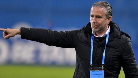 Stres mare pe Reghe: nu trece Baku în Azerbaidjan. Șefii vor să-l dea afară, el discută revenirea în România cu Becali și Rotaru. Ce salariu cere. Exclusiv