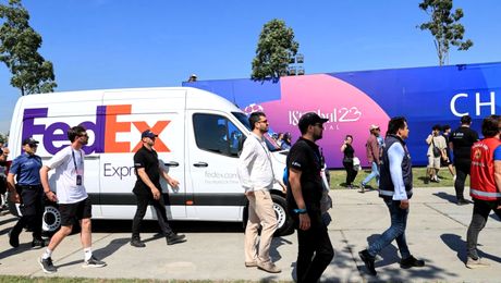 Trafic blocat la Istanbul înaintea finalei Champions League. Fanii lui Manchester City au coborât din autobuze și au luat-o pe jos spre stadion