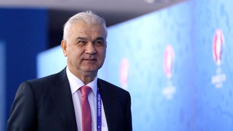 Îl ia de urechi pe Edi după ce a văzut naționala: „Așteptam un alt joc”. Analiza lui Anghel Iordănescu și mesajul pentru Gică Popescu: „Trebuia să vorbească altfel”