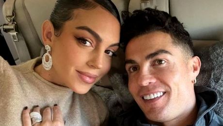 Fotografia de peste 5 milioane de like-uri cu Georgina, postată de Cristiano Ronaldo pe rețelele de socializare