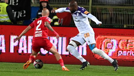 ”N-o să-i iert niciodată. Au încercat să mă facă să arăt ca un laș”. Arnold Garita a rămas cu un gust amar din România