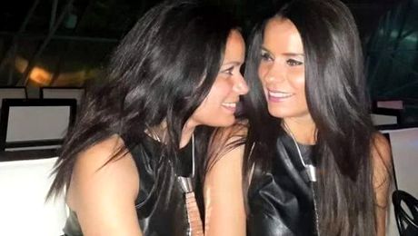 Ilie Năstase, surprins la mare alături de cele mai cunoscute gemene din România