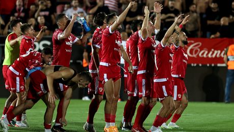 Unde se va juca meciul Dinamo – Petrolul. Biletele se vând deja ca pâinea caldă