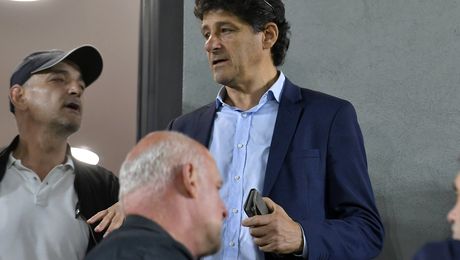 “Mergeți acolo și întrebați, ei știu”. Cum a răspuns Belodedici la întrebarea: “Care e Steaua adevărată?”