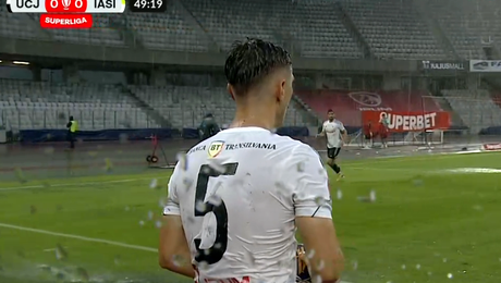 Oficial. U Cluj – Poli Iași a fost amânat din cauza ploii! Când ar urma să se joace meciul