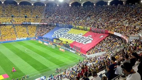 Ce mesaj a apărut în peluza României la meciul cu Israel. Atmosferă fabuloasă pe stadion