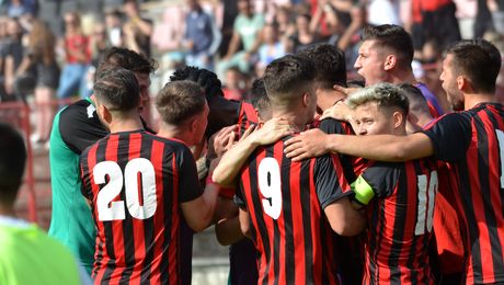 Aplică metoda anilor ‘90 după ce au ajuns la retrogradare: salarii înghețate și condiții uluitoare pentru ca jucătorii să și le ia