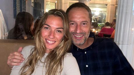 Mesajul tulburător al noului antrenor de la Ajax: „Înainte să moară, soția mea mi-a spus asta”. Preia clubul într-o situație dramatică