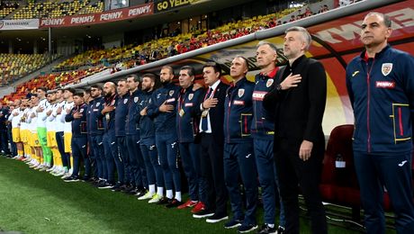 Iconițe fără număr. Cum a fost surprins Anghel Iordănescu la România – Andorra. L-a ”molipsit” și pe Stoichiță