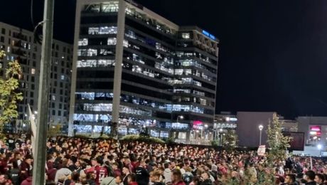 3000 de fani giuleșteni, în corteo spre Ghencea. Suporterii Rapidului nu și-au uitat rivalii de moarte