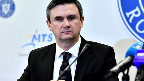 Clujenii îl ridică în slăvi pe fostul lor antrenor, Edi Iordănescu. „Nu am fost de acord cu cei care au contestat deciziile selecționerului”. Video Exclusiv