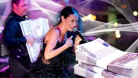 Cum a arătat nunta de 130.000 de euro la care a cântat Vlăduța Lupău! Cine a fost mirele: Mama lui e o mare vedetă