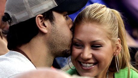 Fotografie rară cu Anna Kournikova! Cum arată în prezent fosta jucătoare de tenis: Serena Williams a expus-o pe internet