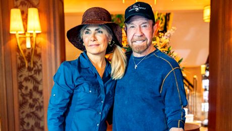 Revenirea lui Chuck Norris! După 11 ani, actorul care nu pierde nicio luptă și e nemuritor apare într-un nou film: „Agent Recon”